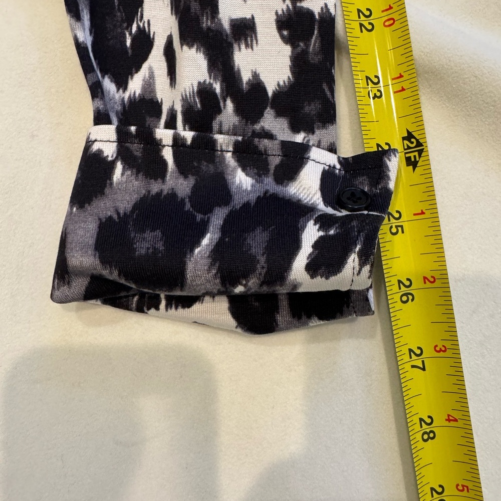 Diane Von Furstenburg Silk Jersey Leopard Print Wrap Dress - Picture 5 of 10